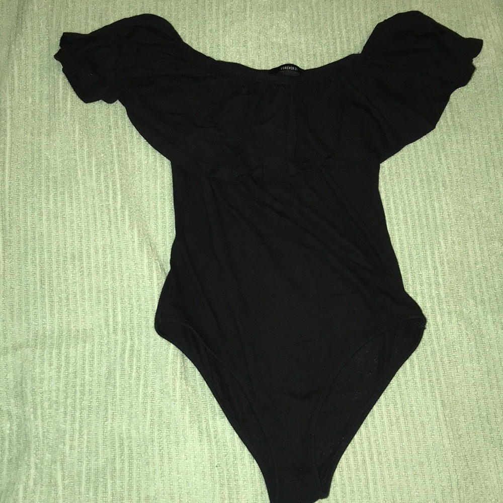 F21 | Off the Shoulder Ruffle Body Suit